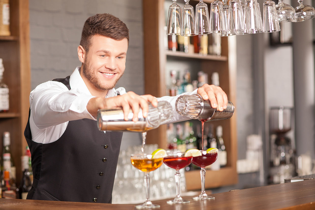 7 termeni de barman și ce înseamnă ei de fapt
